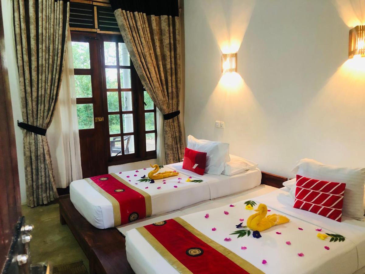Bed and Breakfast Grand Freedom Sigiriya Exterior foto