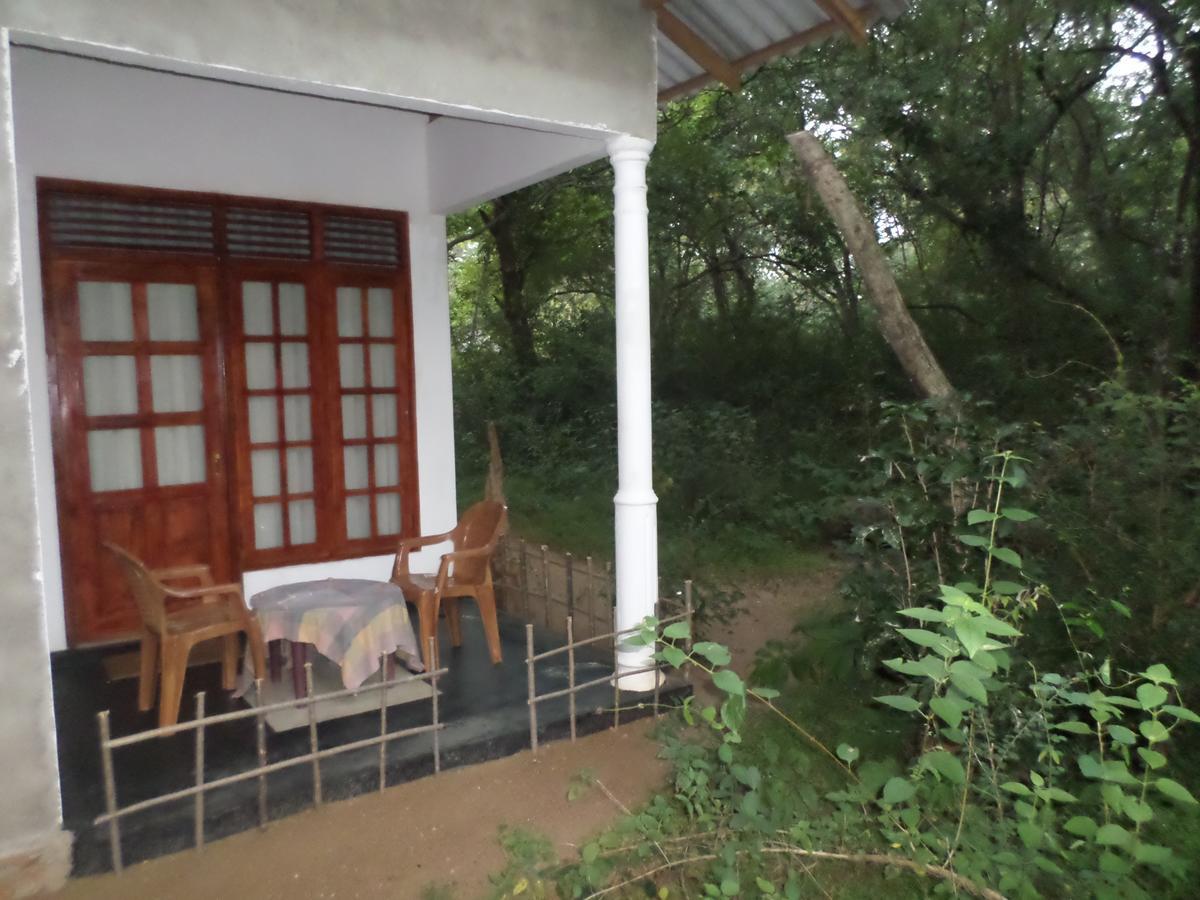 Bed and Breakfast Grand Freedom Sigiriya Exterior foto